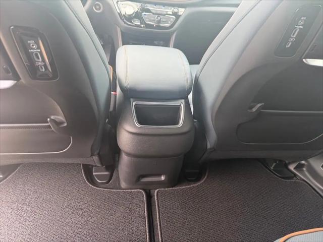2027 Chrysler Pacifica Pinnacle