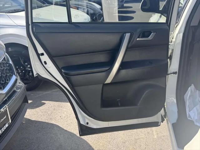 2012 Toyota Highlander SE V6