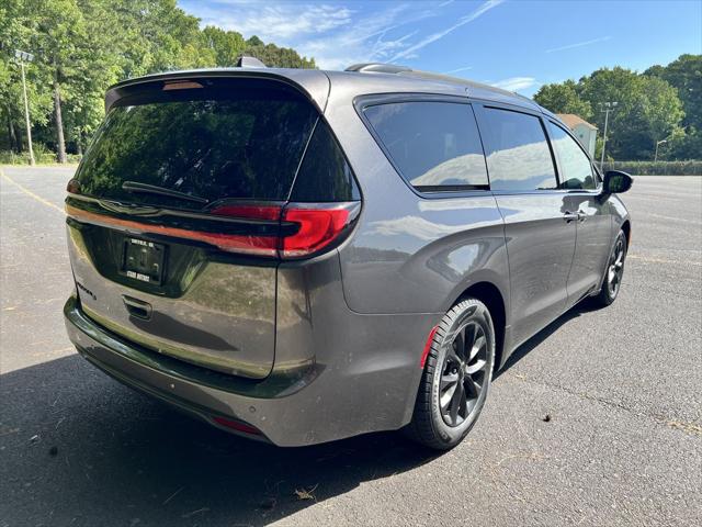 2021 Chrysler Pacifica Touring L 2021 Chrysler Pacifica Touring L