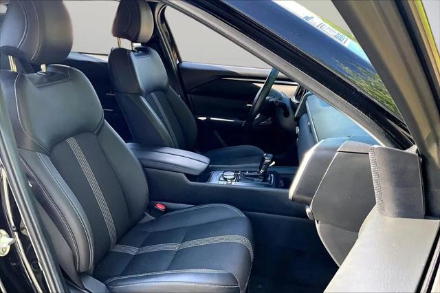 2025 Mazda CX-50 2.5 S Preferred Package