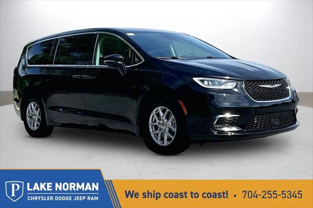 2024 Chrysler Pacifica Touring L for sale in Cornelius, NC