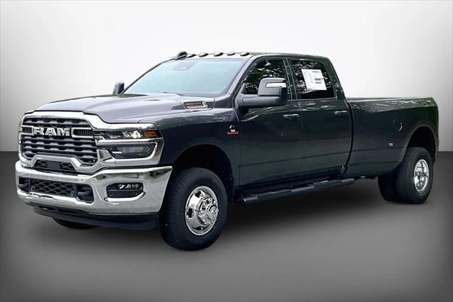 2026 Ram 3500 Tradesman Crew Cab 4x4 8 Box