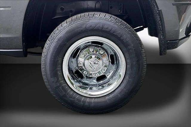 2026 Ram 3500 Tradesman Crew Cab 4x4 8 Box