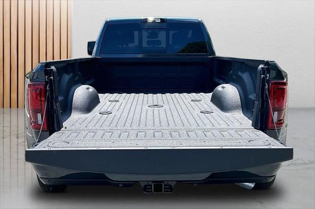 2026 Ram 3500 Laramie Crew Cab 4x4 8' Box