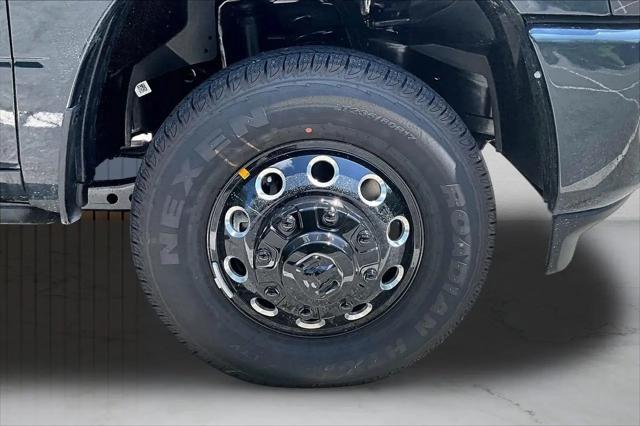 2026 Ram 3500 Laramie Crew Cab 4x4 8' Box