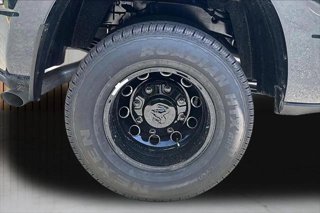 2026 Ram 3500 Laramie Crew Cab 4x4 8' Box