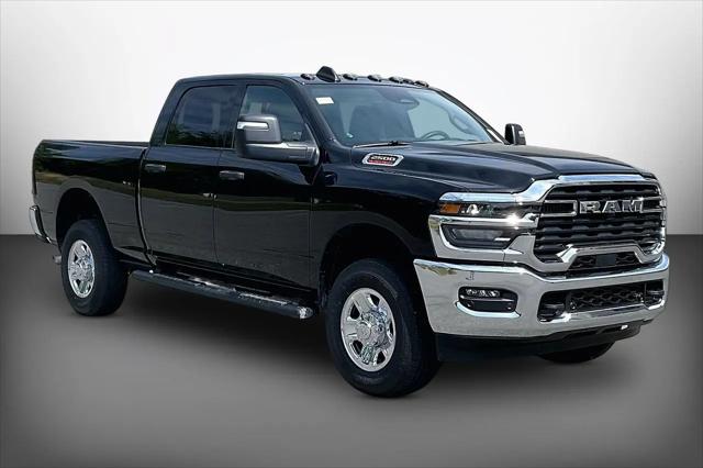 2026 Ram 2500 Tradesman Crew Cab 4x4 64 Box