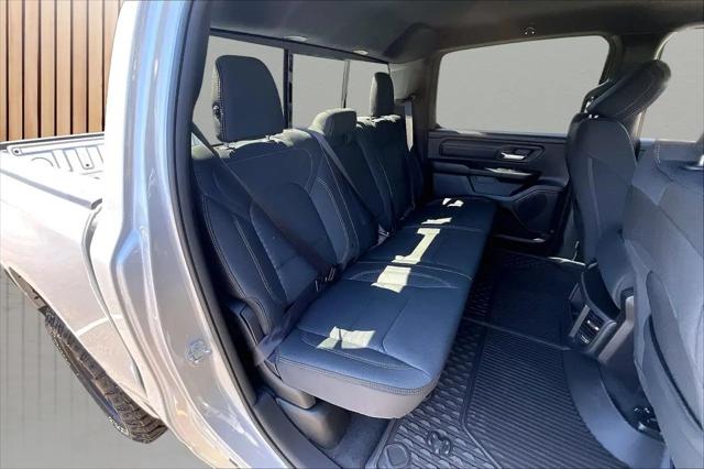 2026 Ram 1500 Warlock Crew Cab 4x4 5'7" Box