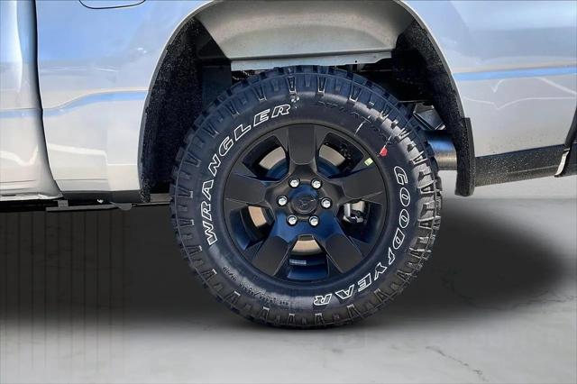 2026 Ram 1500 Warlock Crew Cab 4x4 5'7" Box