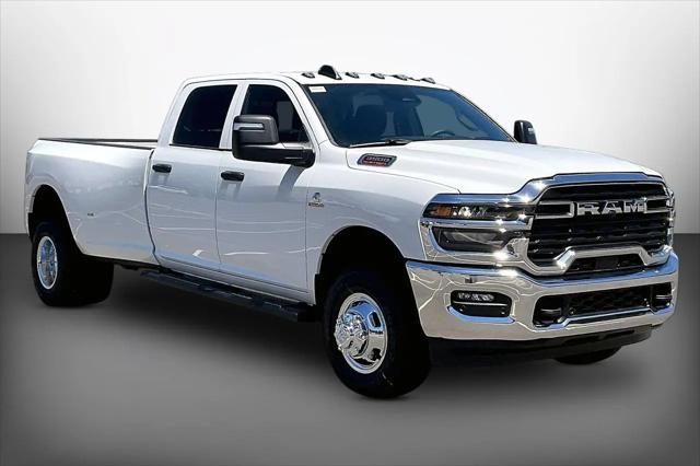 2026 Ram 3500 Tradesman Crew Cab 4x4 8 Box
