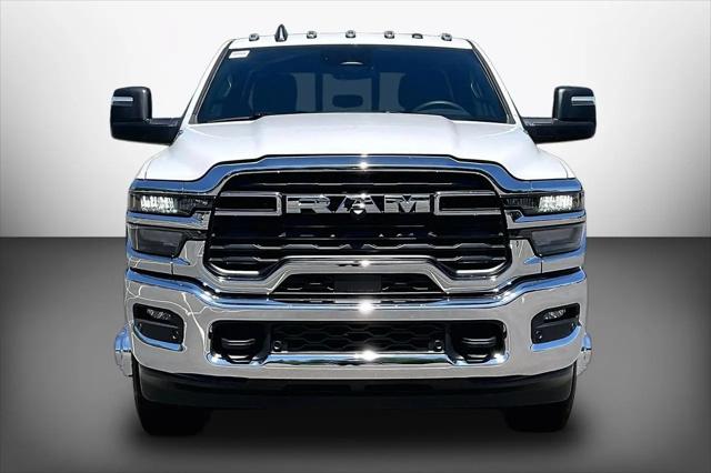 2026 Ram 3500 Tradesman Crew Cab 4x4 8 Box
