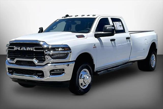 2026 Ram 3500 Tradesman Crew Cab 4x4 8 Box
