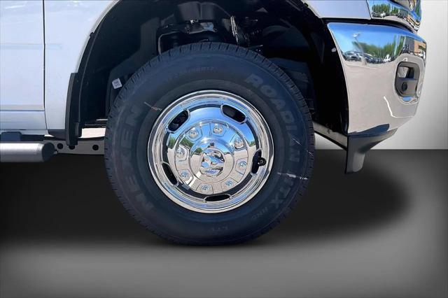 2026 Ram 3500 Tradesman Crew Cab 4x4 8 Box