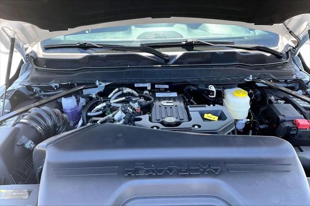 2026 Ram 3500 Tradesman Crew Cab 4x4 8 Box