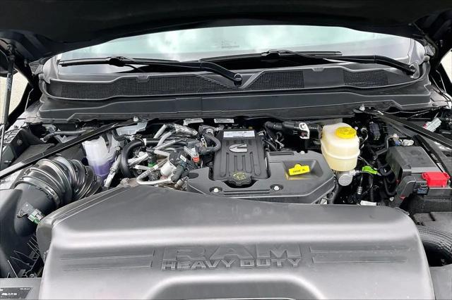 2026 Ram 3500 Tradesman Crew Cab 4x4 8 Box