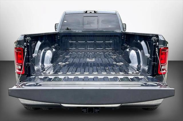 2026 Ram 3500 Tradesman Crew Cab 4x4 8 Box