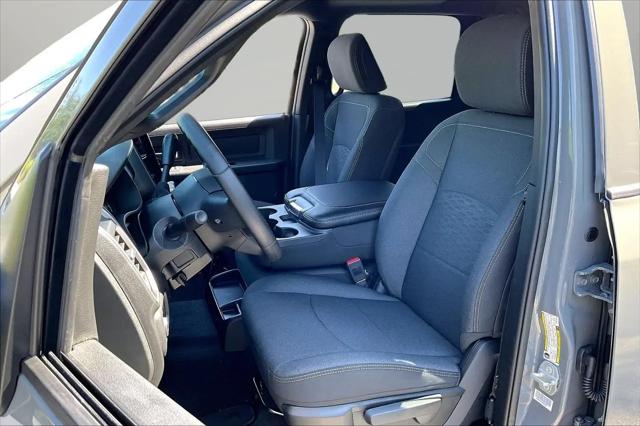 2026 Ram 2500 Black Express Crew Cab 4x4 64 Box