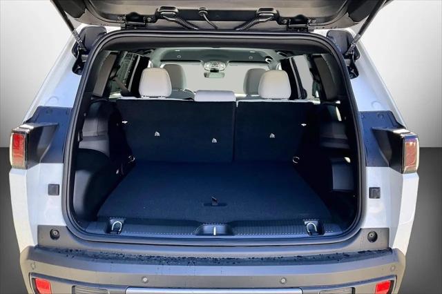 2026 Jeep Cherokee Laredo 4x4