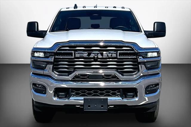 2026 Ram 3500 Tradesman Crew Cab 4x4 8 Box