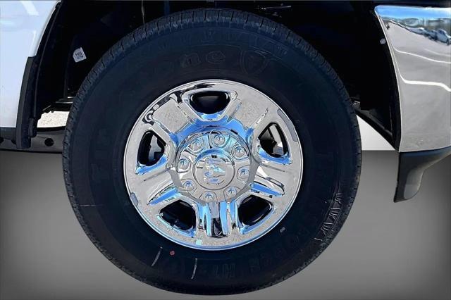 2026 Ram 3500 Tradesman Crew Cab 4x4 8 Box