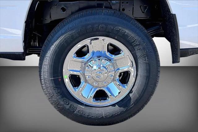 2026 Ram 3500 Tradesman Crew Cab 4x4 8 Box