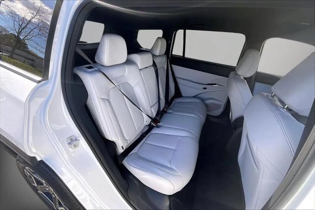 2026 Jeep Cherokee Limited 4x4