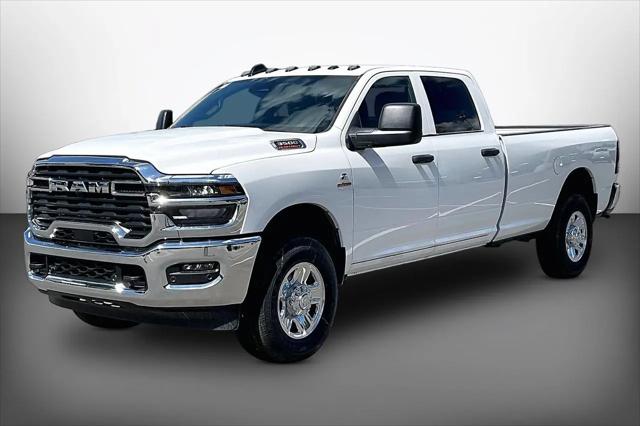 2026 Ram 3500 Tradesman Crew Cab 4x4 8 Box