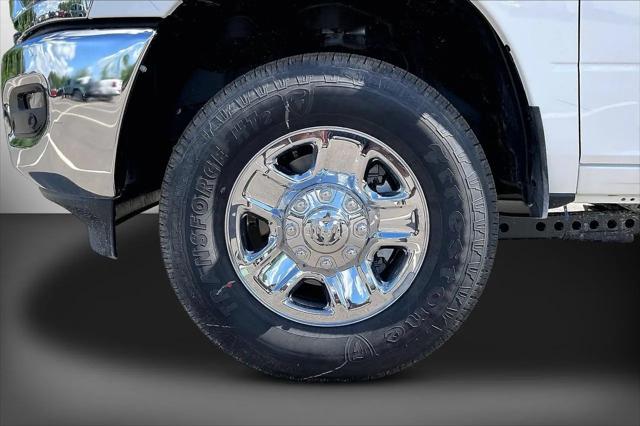 2026 Ram 3500 Tradesman Crew Cab 4x4 8 Box