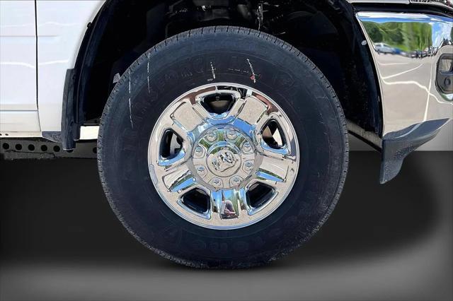 2026 Ram 3500 Tradesman Crew Cab 4x4 8 Box