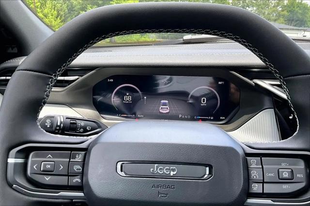 2026 Jeep Cherokee Laredo 4x4