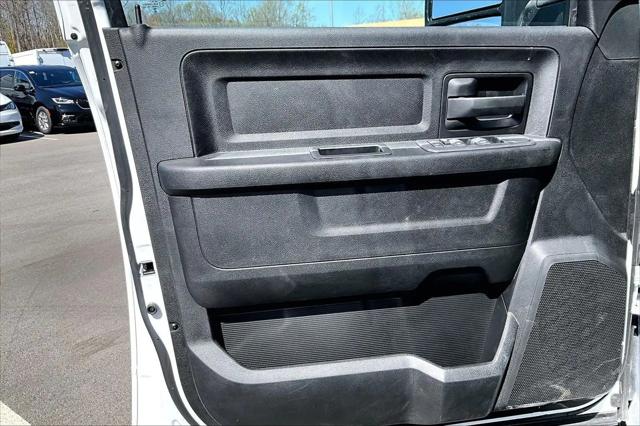 2026 Ram 3500 Tradesman Crew Cab 4x4 8 Box