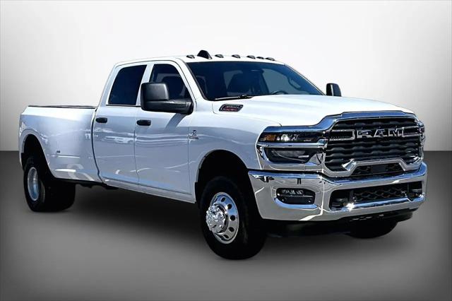 2026 Ram 3500 Tradesman Crew Cab 4x4 8 Box for sale in Cornelius, NC