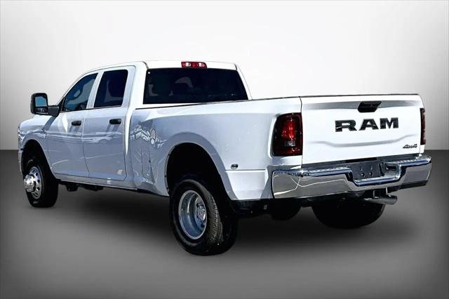 2026 Ram 3500 Tradesman Crew Cab 4x4 8 Box