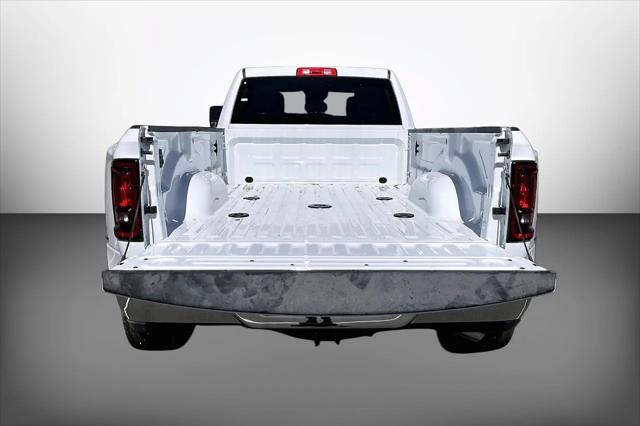2026 Ram 3500 Tradesman Crew Cab 4x4 8 Box