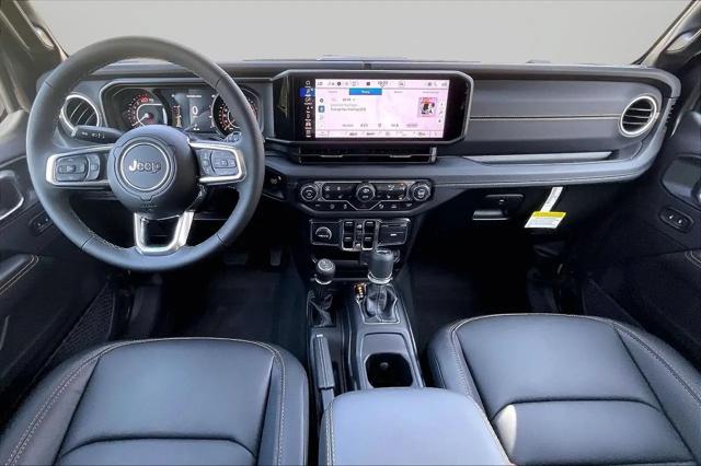2026 Jeep Wrangler 4-Door Sahara 4x4