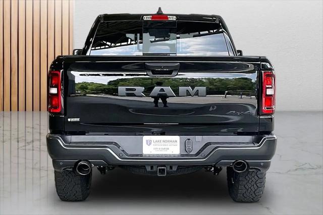 2026 Ram 1500 Warlock Crew Cab 4x4 5'7" Box