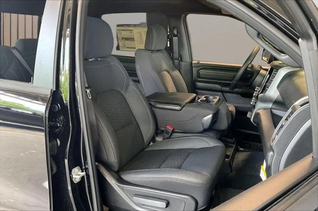 2026 Ram 1500 Warlock Crew Cab 4x4 5'7" Box