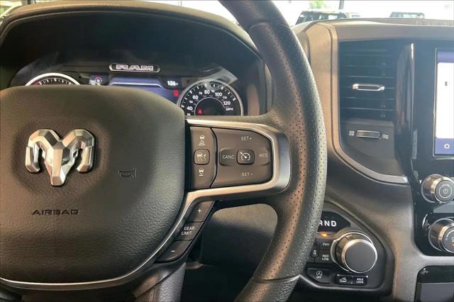 2026 Ram 1500 Warlock Crew Cab 4x4 5'7" Box