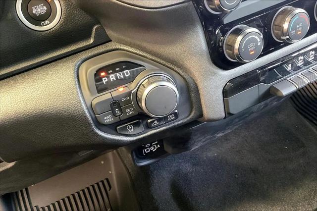 2026 Ram 1500 Warlock Crew Cab 4x4 5'7" Box