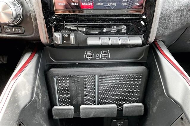 2026 Ram 1500 Rebel Crew Cab 4x4 5'7" Box
