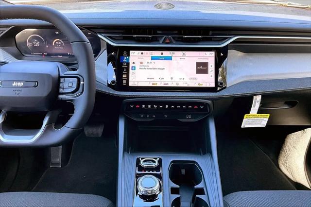 2026 Jeep Cherokee Laredo 4x4