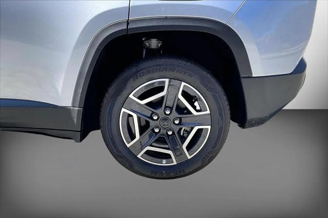 2026 Jeep Cherokee Laredo 4x4