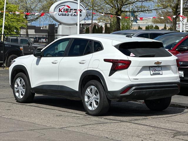 2024 Chevrolet Trax FWD SP