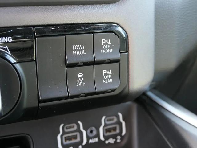 2022 Ram 1500 Big Horn Crew Cab 4x2 5'7" Box