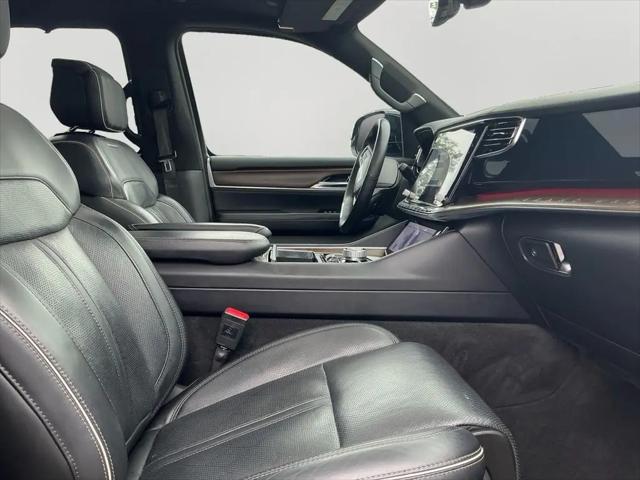 2023 Jeep Grand Wagoneer L Series II 4x4