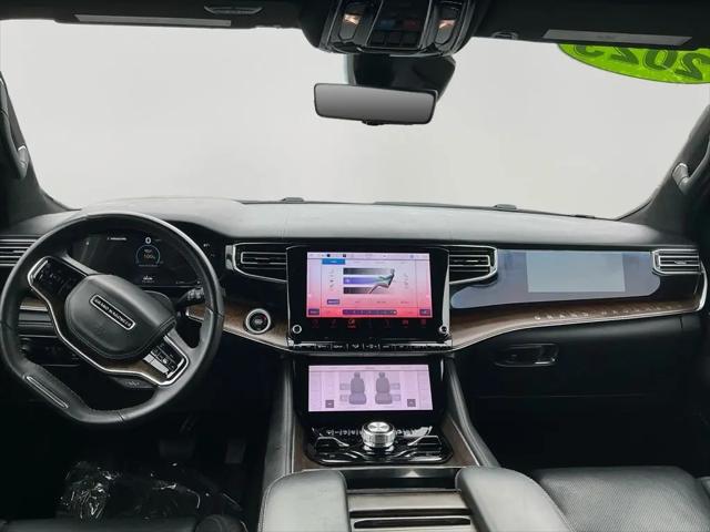2023 Jeep Grand Wagoneer L Series II 4x4