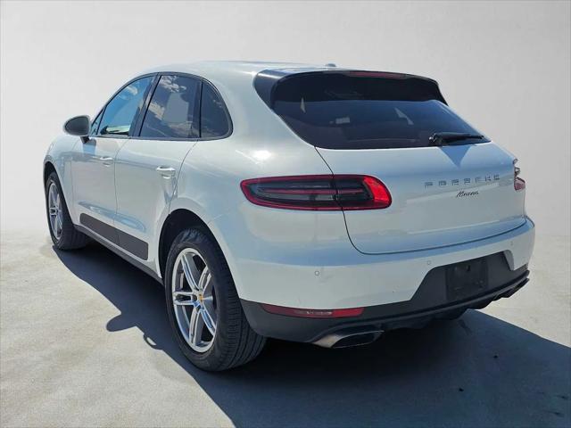2017 Porsche Macan Macan
