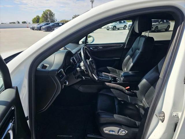 2017 Porsche Macan Macan
