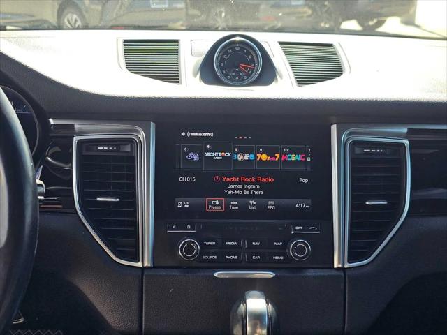 2017 Porsche Macan Macan