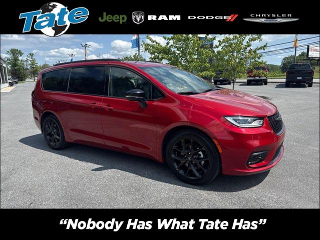 2025 Chrysler Pacifica Limited for sale in Frederick, MD